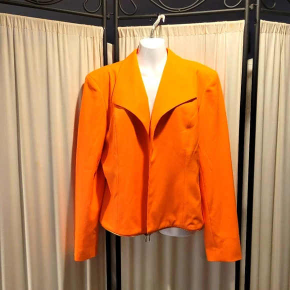 Vintage Metro Style blazer - Picture 2 of 4